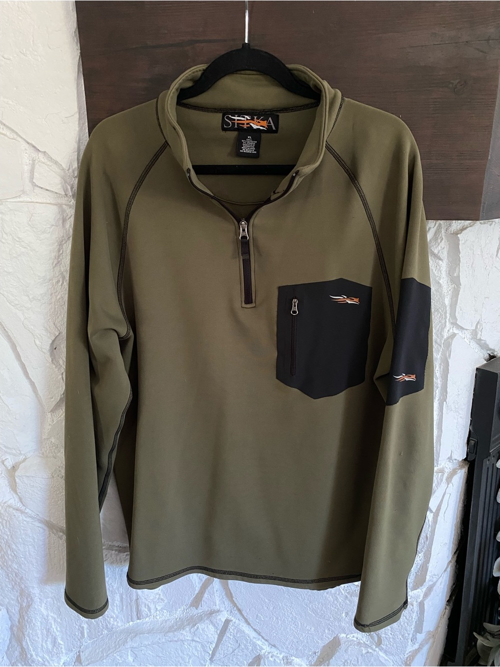 SITKA 1/4 zip long sleeve pullover